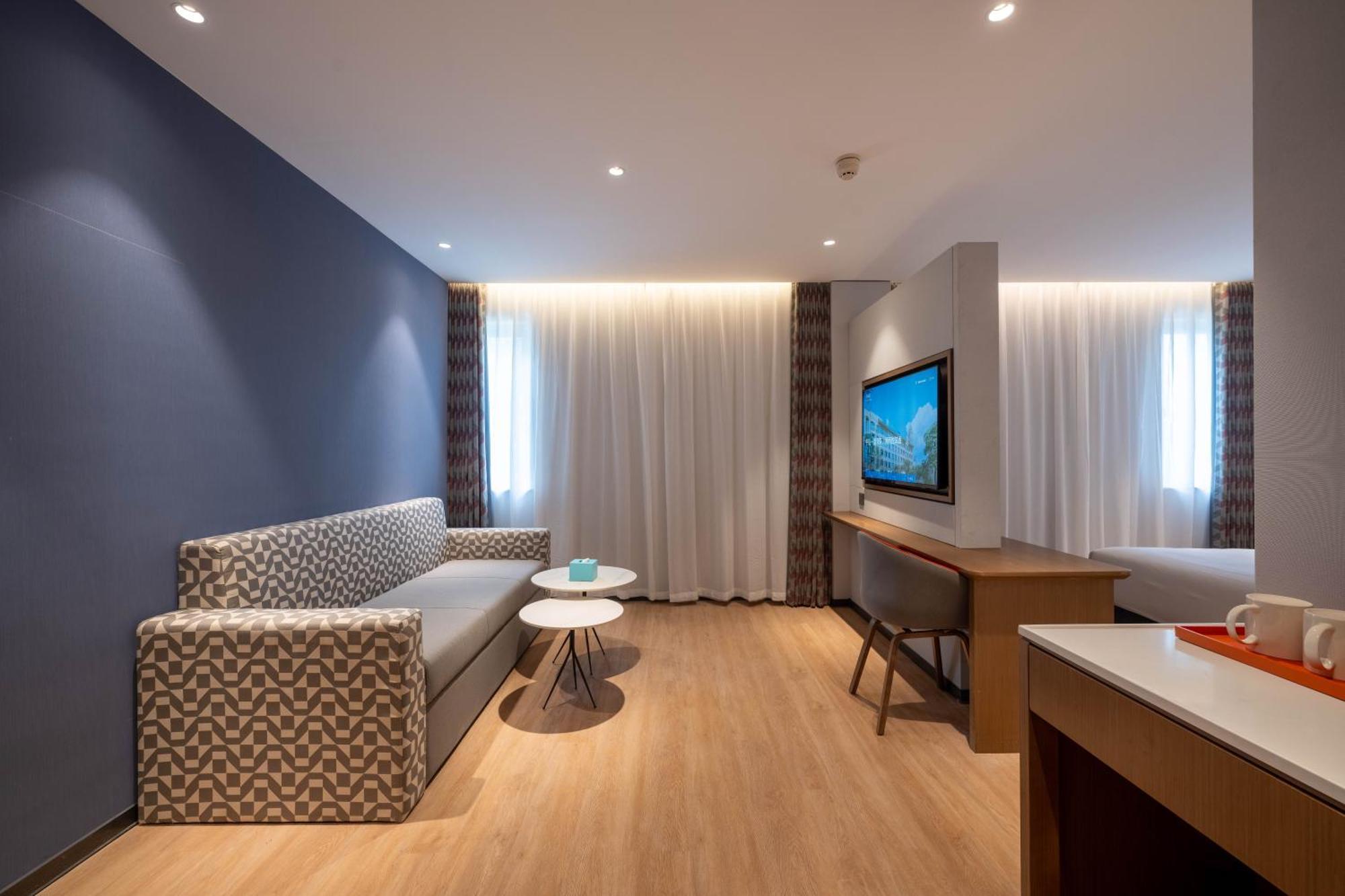 Holiday Inn Express Shanghai Pujiang Lianhang Road By Ihg Kültér fotó